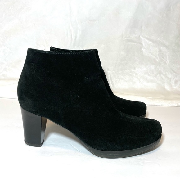 La Canadienne Oliver Waterproof Suede Bootie Black Ankle Boots Stacked Heel 7 - Picture 3 of 12